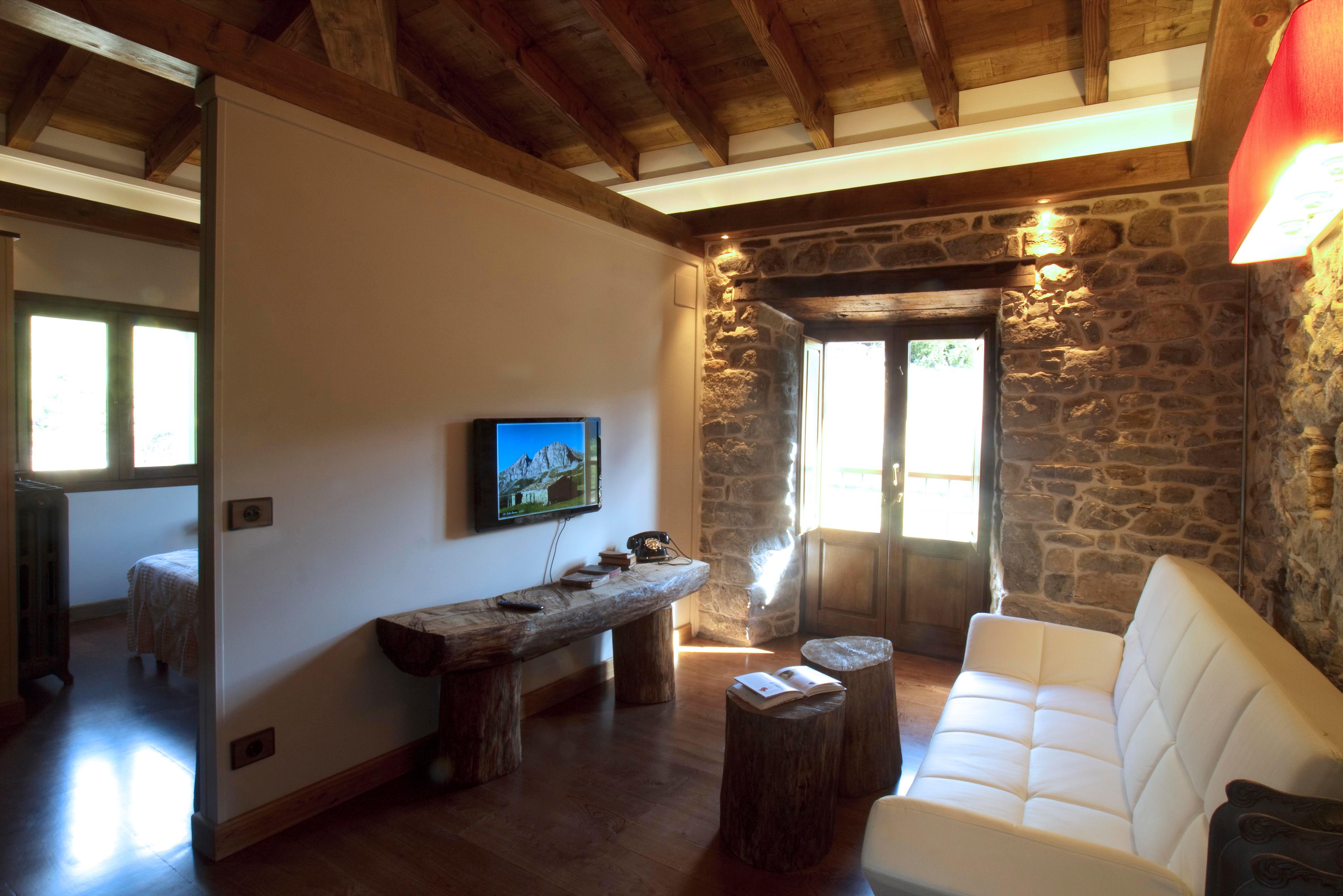 Casona De El Castañiu