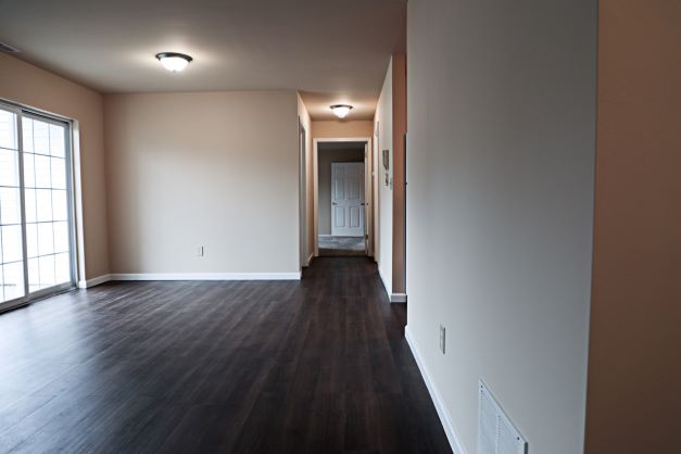 Shaker Run Apartment Living Room