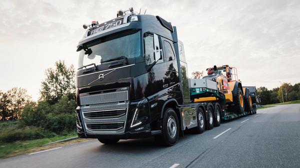 Bilder Volvo Trucks & Renault Trucks | Neuwagenzentrum Hamburg
