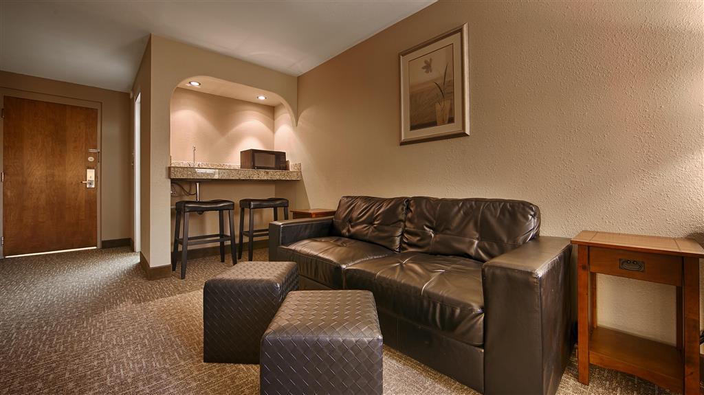 King Suite living area Best Western University Inn Fort Collins (970)484-2984