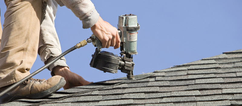 Pay attention to warning signs that indicate your Concord home needs roof repairs.