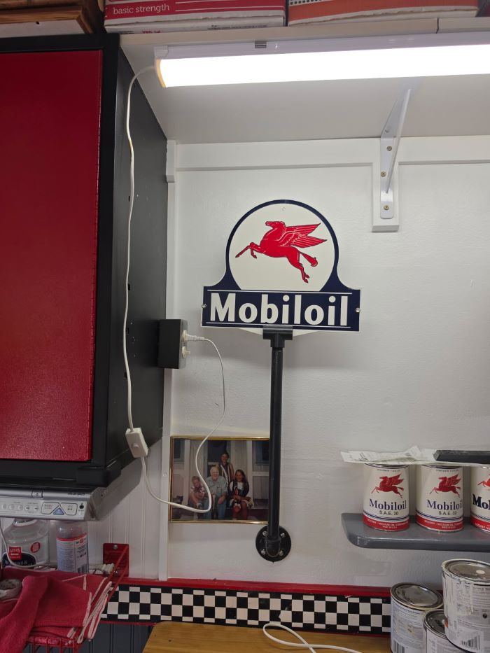 New switched outlet for work shop