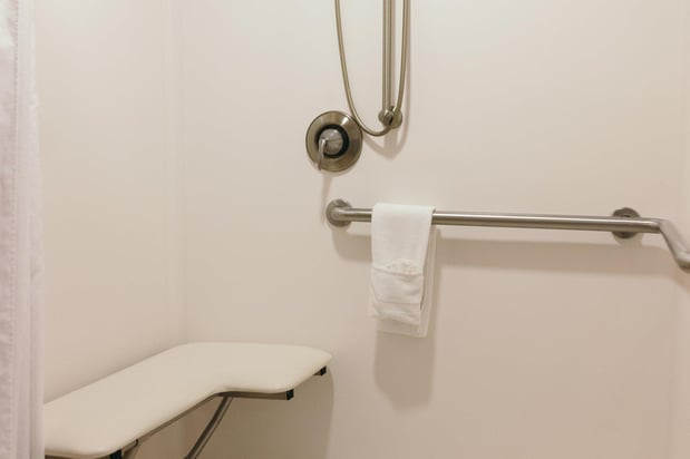 Images Holiday Inn & Suites East Peoria by IHG