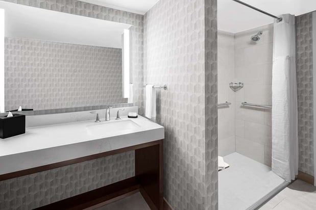 Images Embassy Suites by Hilton Nashville Airport