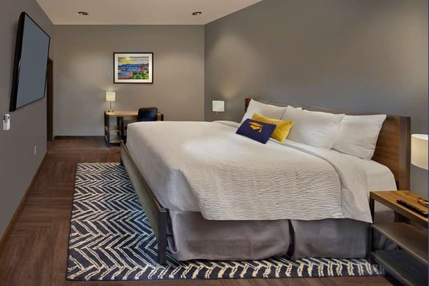 Images Scholar Morgantown, Tapestry Collection by Hilton