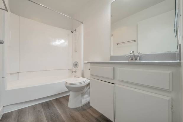 Images Monterra Ridge Apartments