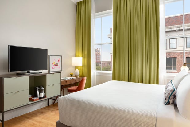 Images Hotel Indigo Winston-Salem Downtown by IHG