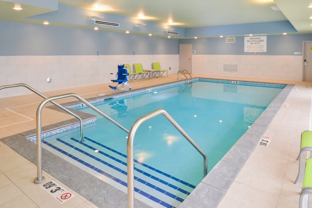 Images Holiday Inn Express & Suites Chadron by IHG