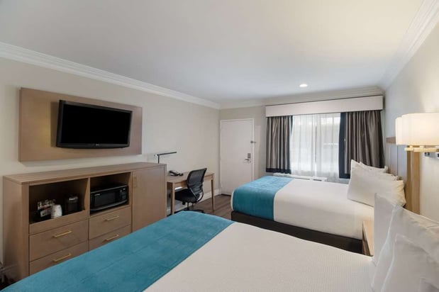 Images Best Western Woodland Hills Inn