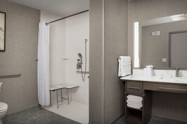 Images Homewood Suites by Hilton Louisville Airport