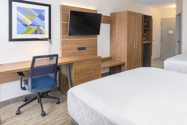 Images Holiday Inn Express Southington by IHG