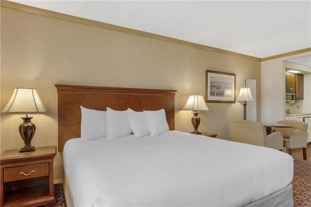 Images Best Western Plus Morristown Inn