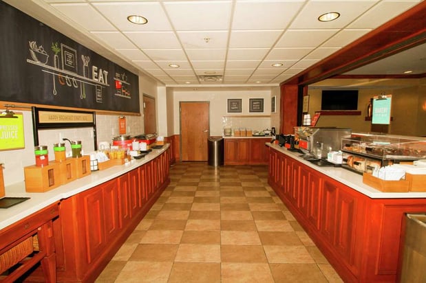 Images Hampton Inn Commerce Novi