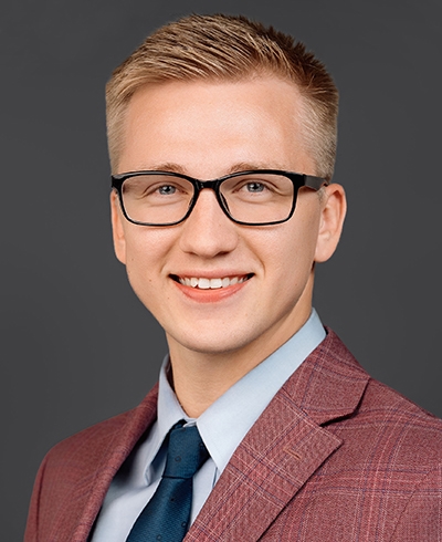 Images Kirill Romashov - Associate Financial Advisor, Ameriprise Financial Services, LLC