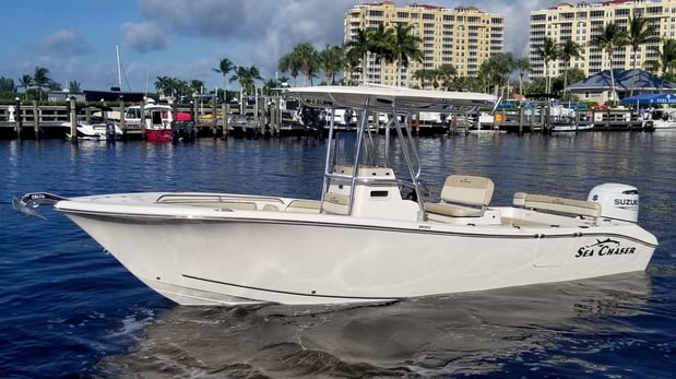 Images Nautical Boat Club - Naples