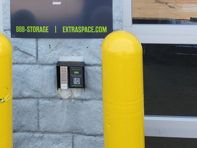Images Extra Space Storage