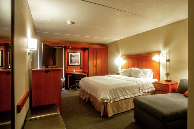 Images Hampton Inn Wheeling
