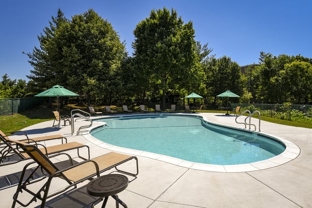 Images Valley Forge Suites