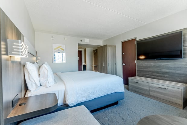 Images Holiday Inn Express Philadelphia - Penns Landing by IHG