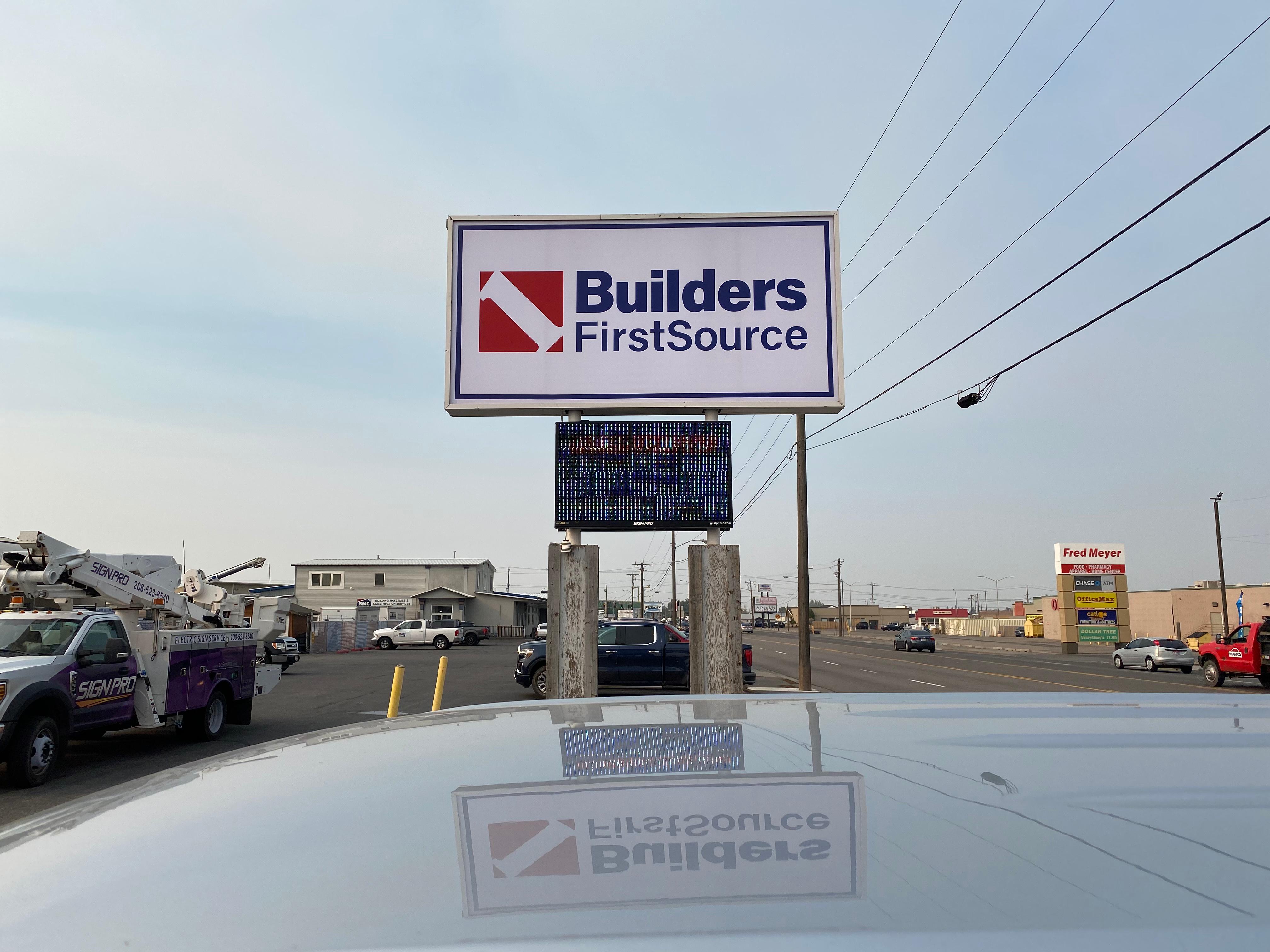 Builders FirstSource Road Sign