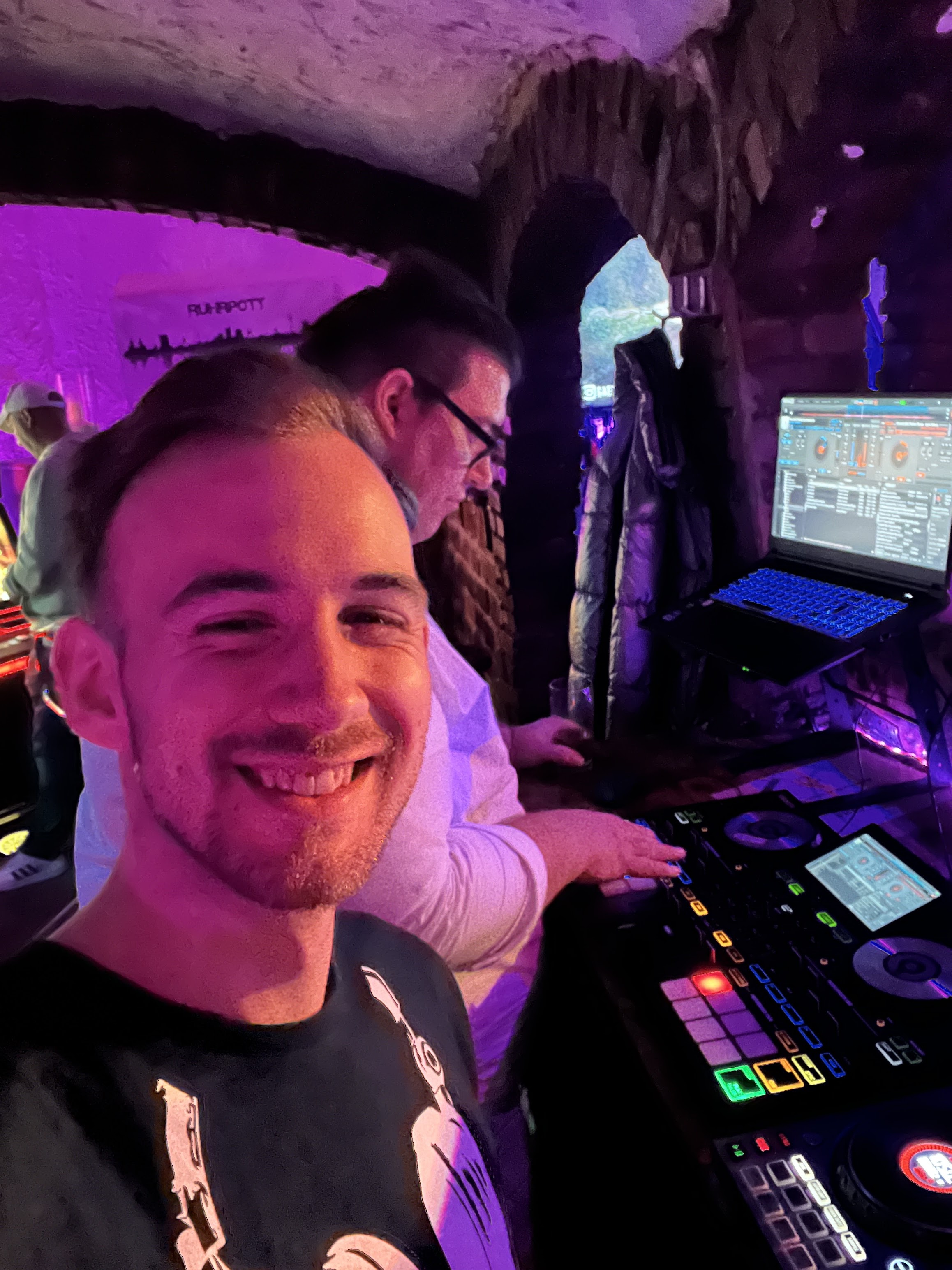 Jeschkes Veranstaltungstechnik und DJ Service, Kalkweg 22 in Duisburg