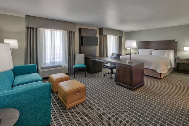 Images Hampton Inn & Suites Albuquerque Airport