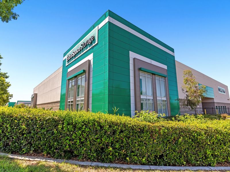 Images Extra Space Storage