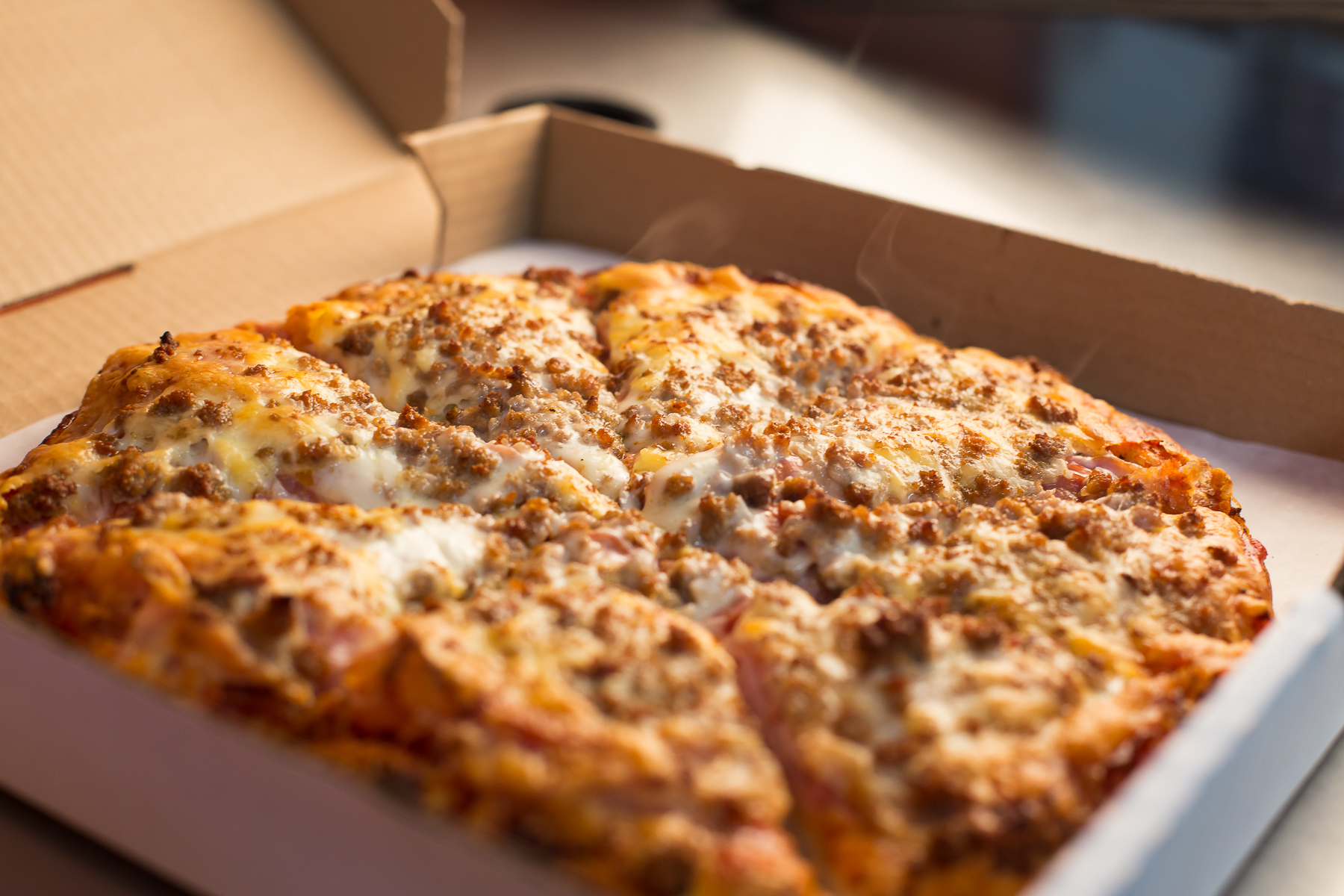 Frank's Pizza, Winnipeg MB Ourbis