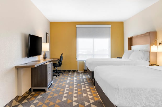Images Holiday Inn Louisville Airport South by IHG
