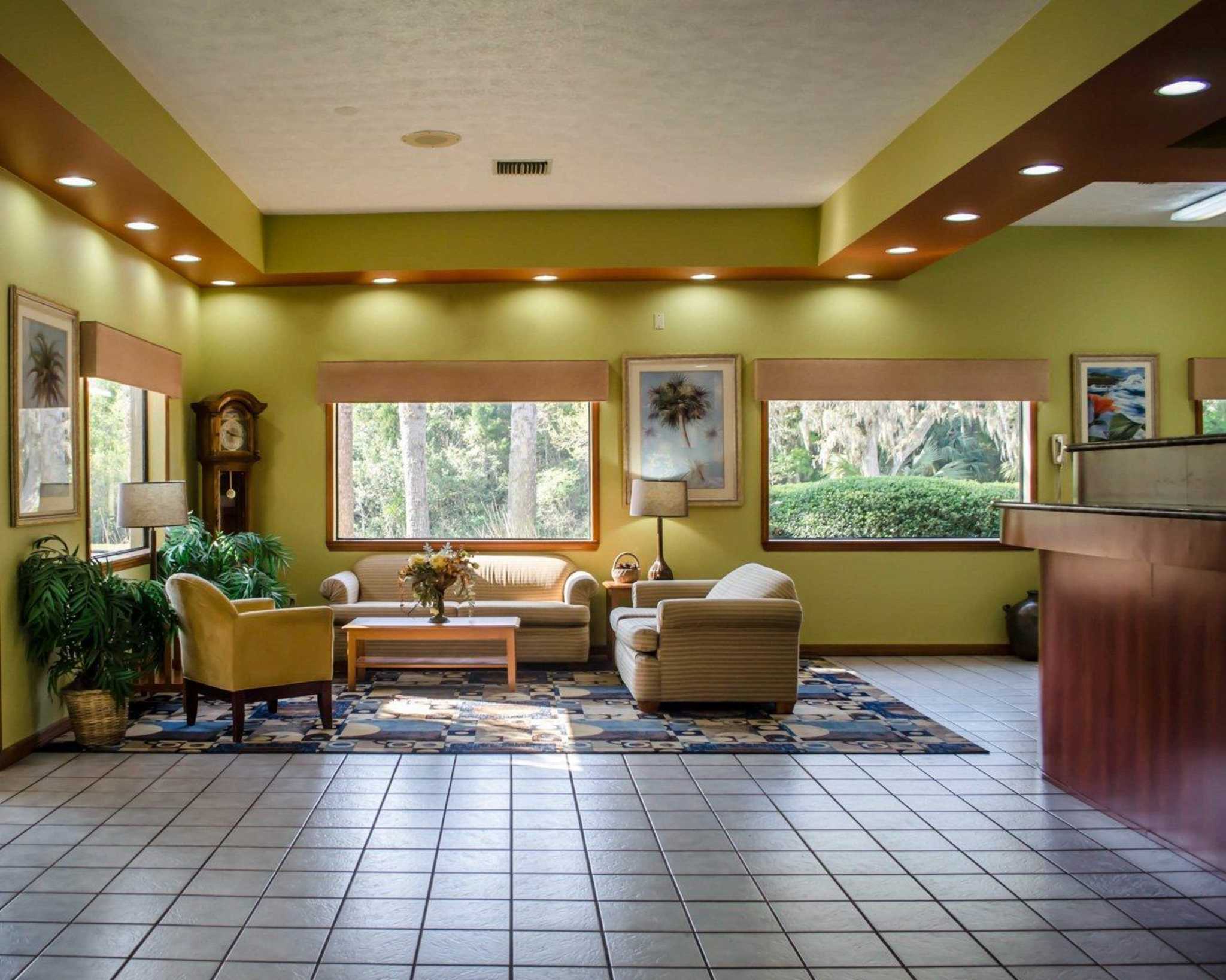 Quality Inn & Suites Near Fairgrounds Ybor City - Tampa