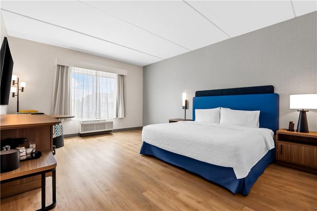 Images Hampton Inn and Suites by Hilton Intercourse