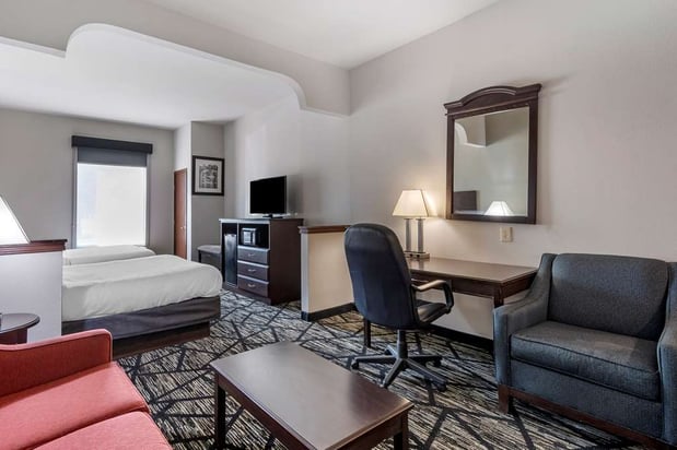 Images Best Western Plus McKinney Inn & Suites