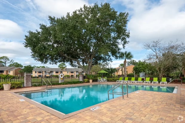 Images Lakeside Gardens