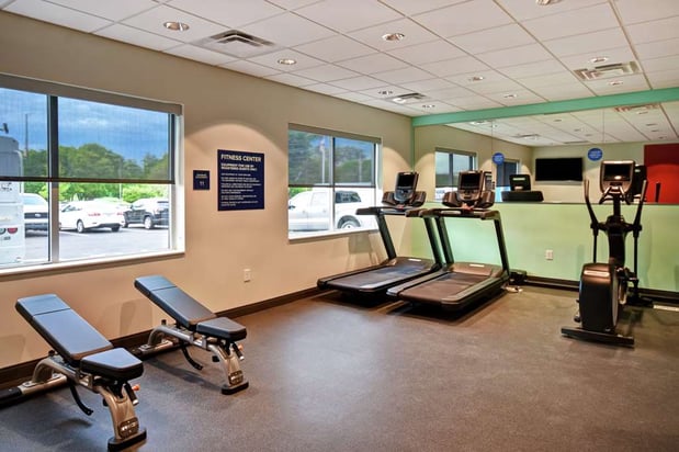 Images Tru by Hilton Louisville  Airport