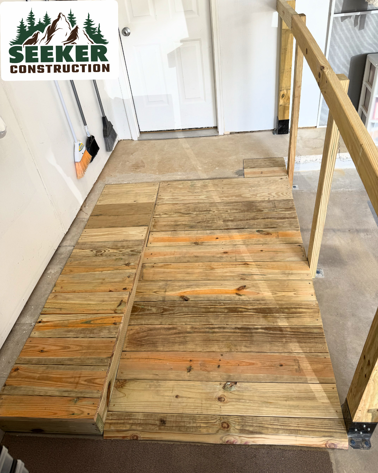 Seeker Construction Image
