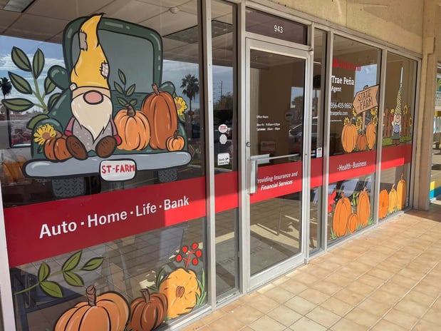 Images Trae Pena - State Farm Insurance Agent