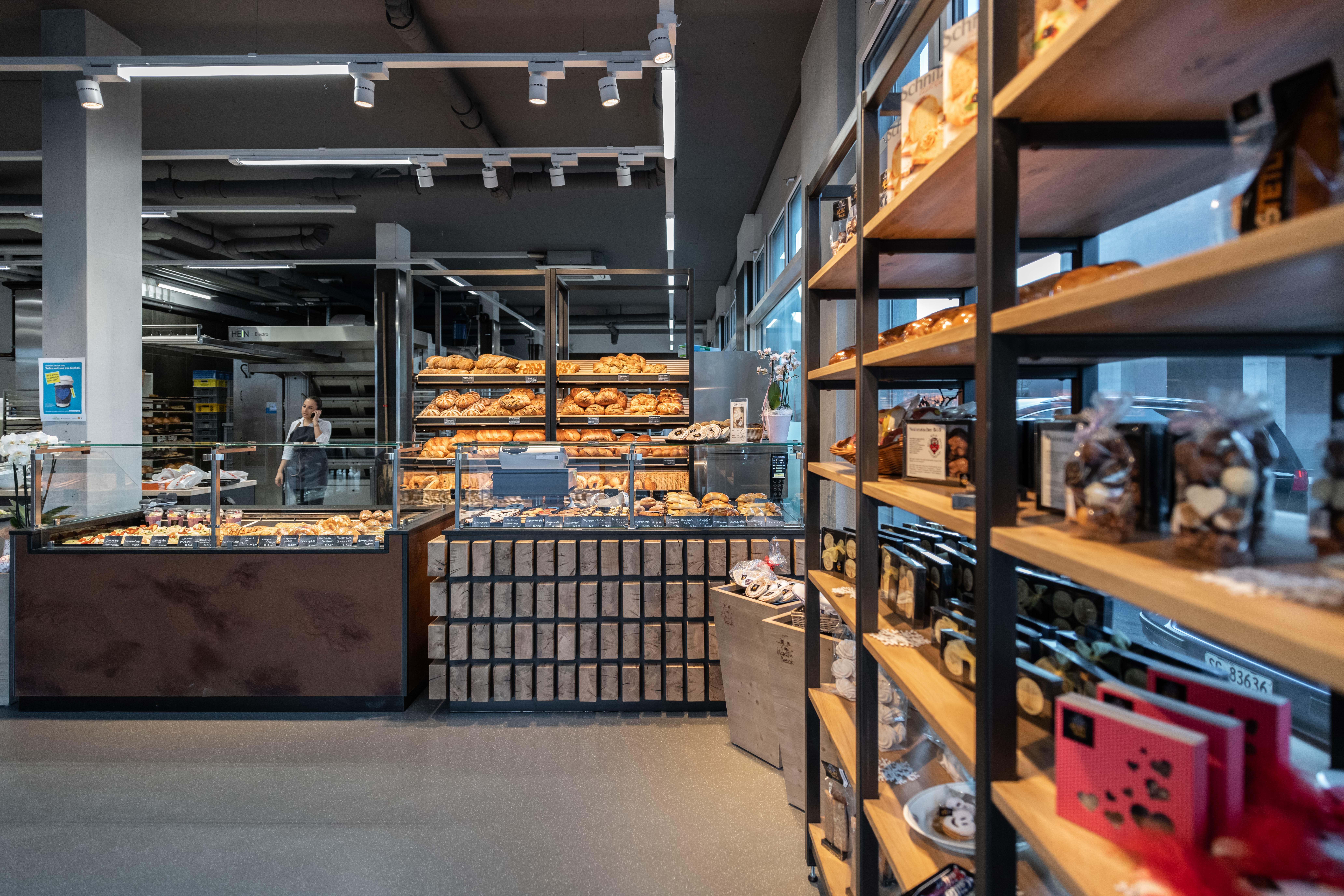 Bilder AICHINGER SCHWEIZ GmbH