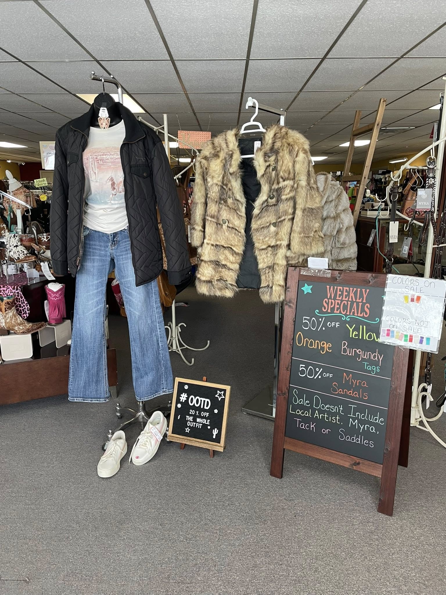 CJ’s Spurs 'n Thangs Image