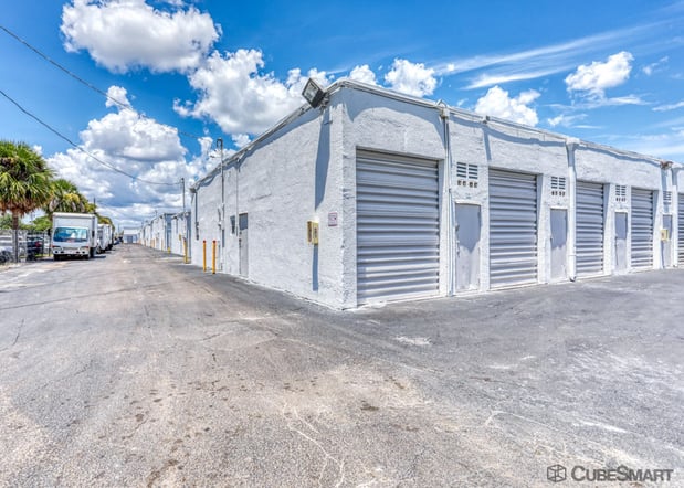 Images CubeSmart Self Storage
