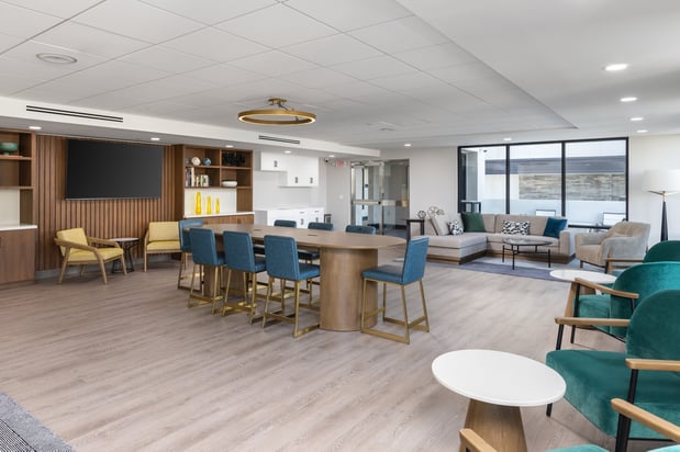Images Holiday Inn & Suites Monterey Park - Los Angeles by IHG