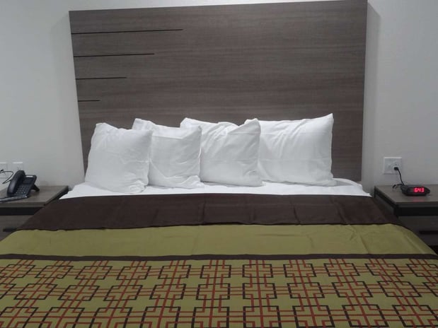 Images SureStay by Best Western Baytown