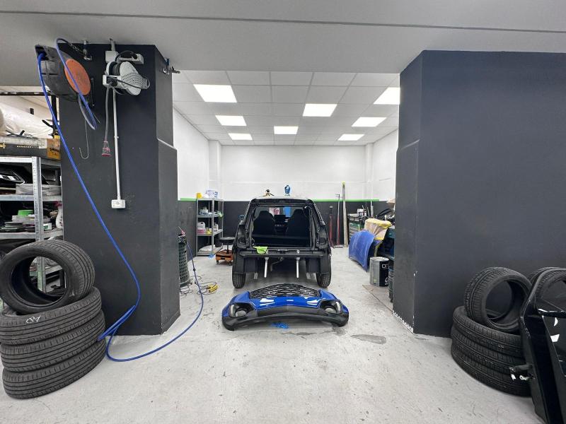 Images Officina e Carrozzeria Minicar - Cityemotion