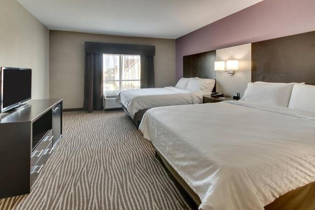 Images Holiday Inn Express Cheektowaga North East by IHG