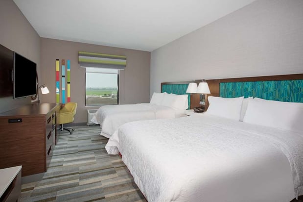 Images Hampton Inn & Suites Watsonville