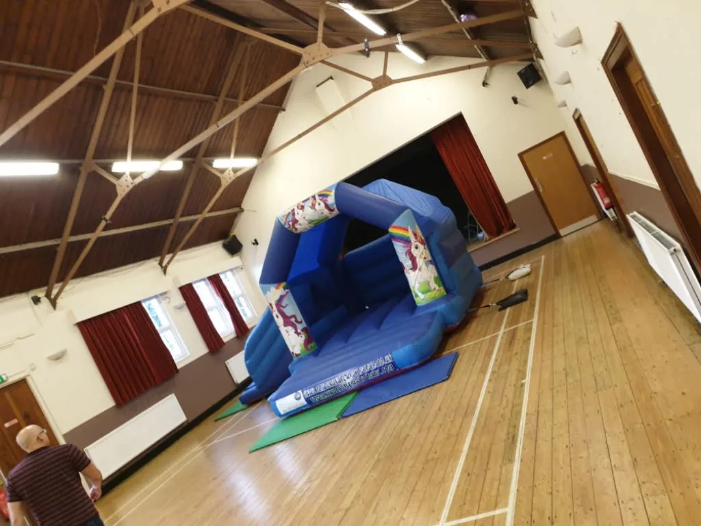 Images Top Banana Bouncy Castles