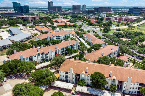 Images Estates at Las Colinas