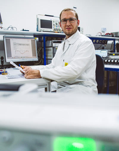 QMK GmbH - Kalibrierdienst, Gewerbestrasse 16 in Schallstadt