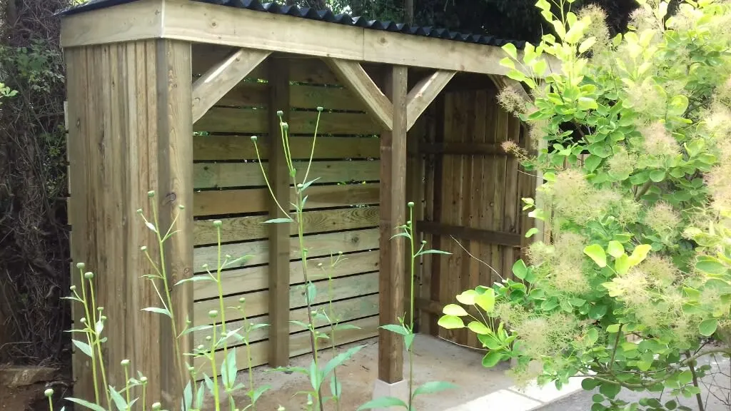 Images Milan Fencing & Landscaping