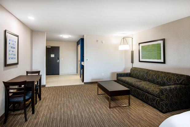 Images Holiday Inn Express & Suites Yuma, an IHG Hotel