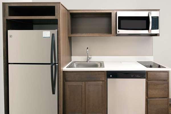Images WoodSpring Suites South Plainfield